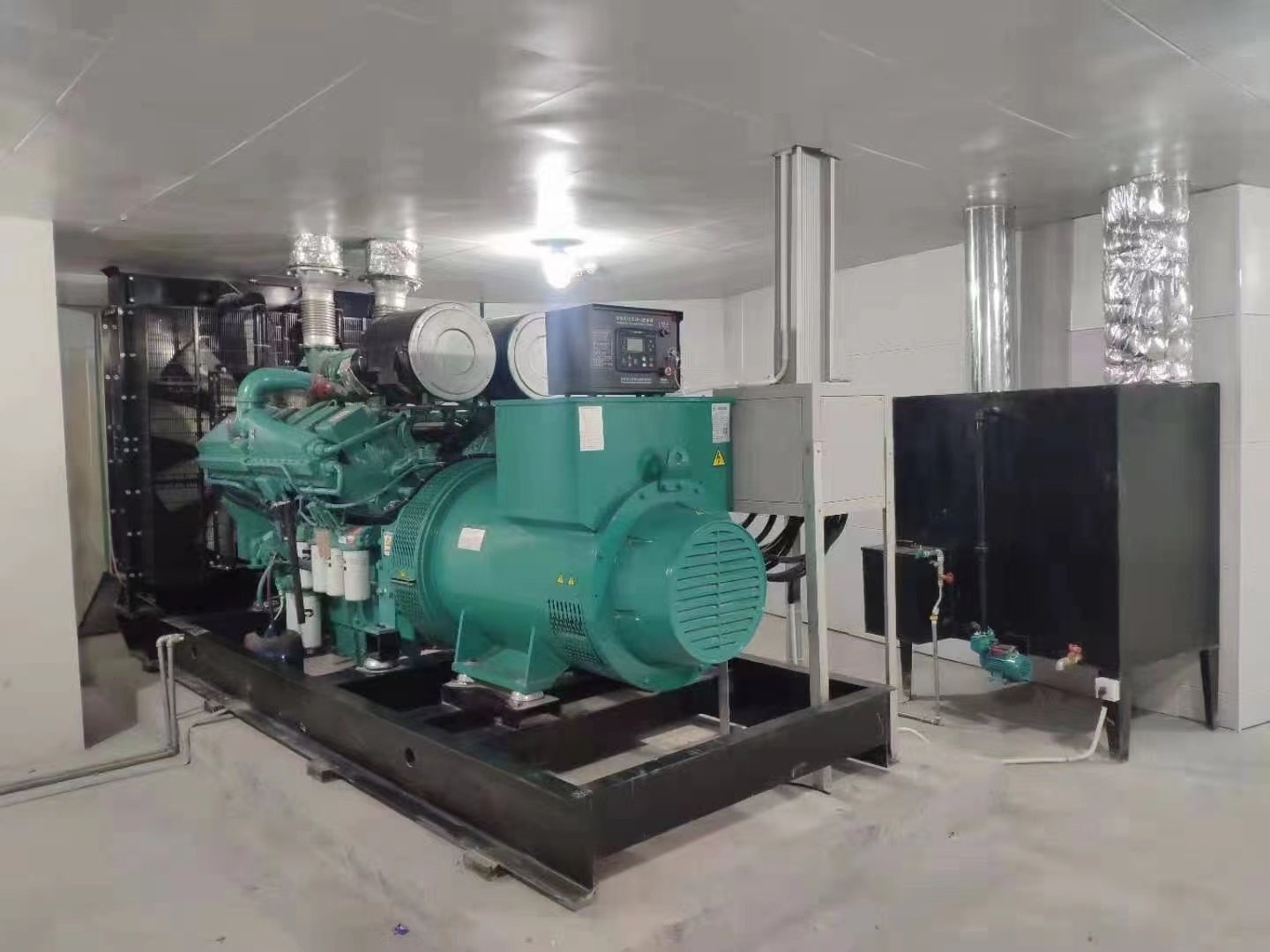 柴油發(fā)電機組潤滑油壓力過低可能引起的原因和排除方法